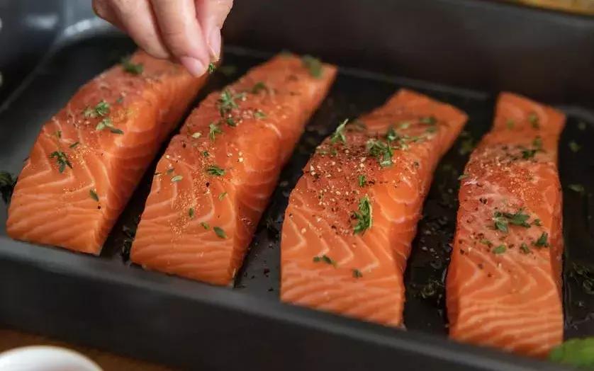 常吃这4类食物利于头发生长,促进头发生长的最好的食物