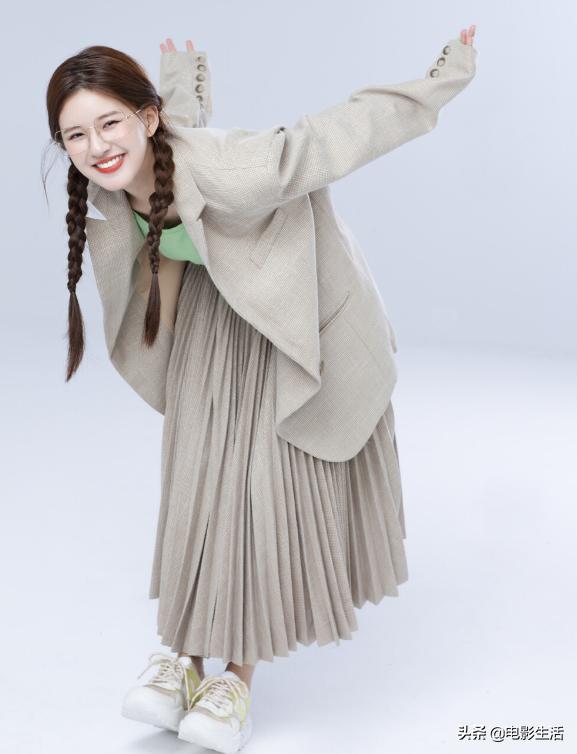 赵露思毛戈平,毛戈平为赵露思化妆