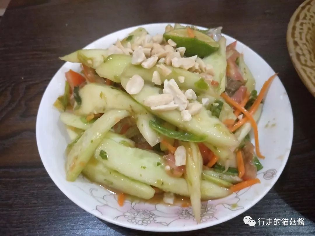 西双版纳值得体验的娱乐,云南西双版纳旅游全攻略美食推荐