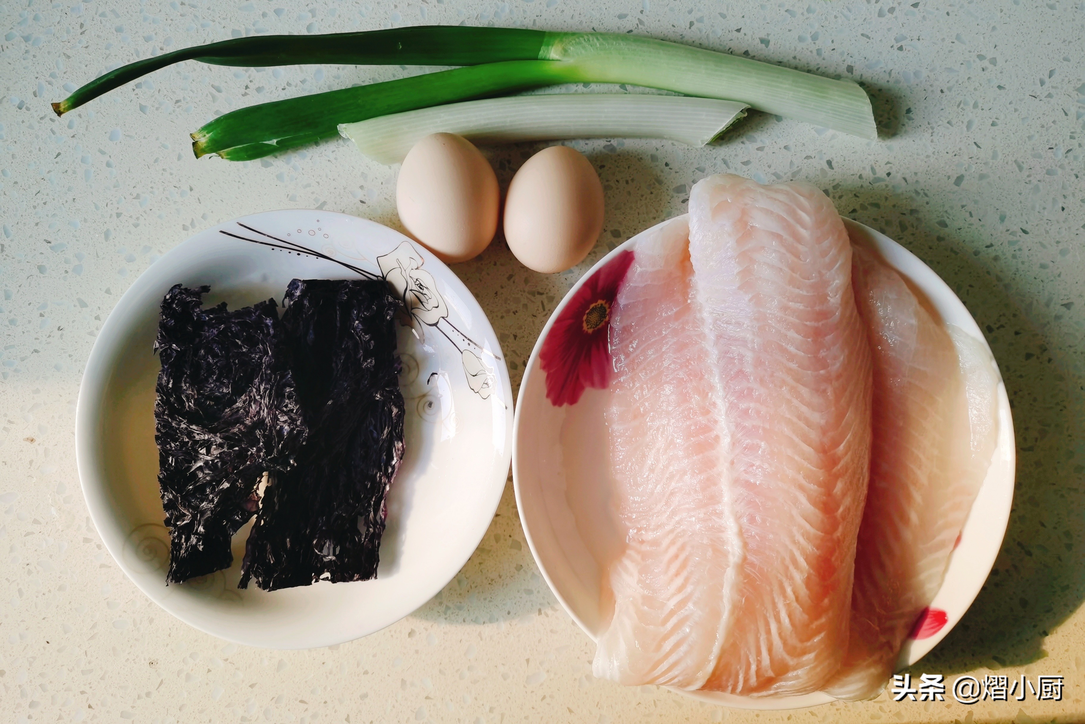 丝瓜紫菜鱼滑汤做法,紫菜滑肉汤怎么做又嫩又好喝