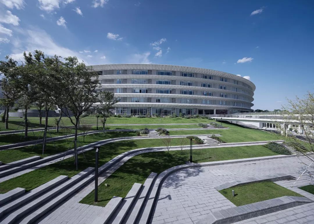 重庆南开两江学校图片,重庆两江中学学校环境