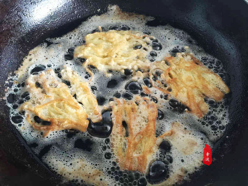 秘制炸丸子的做法大全,怎样炸丸子外酥里软又开胃