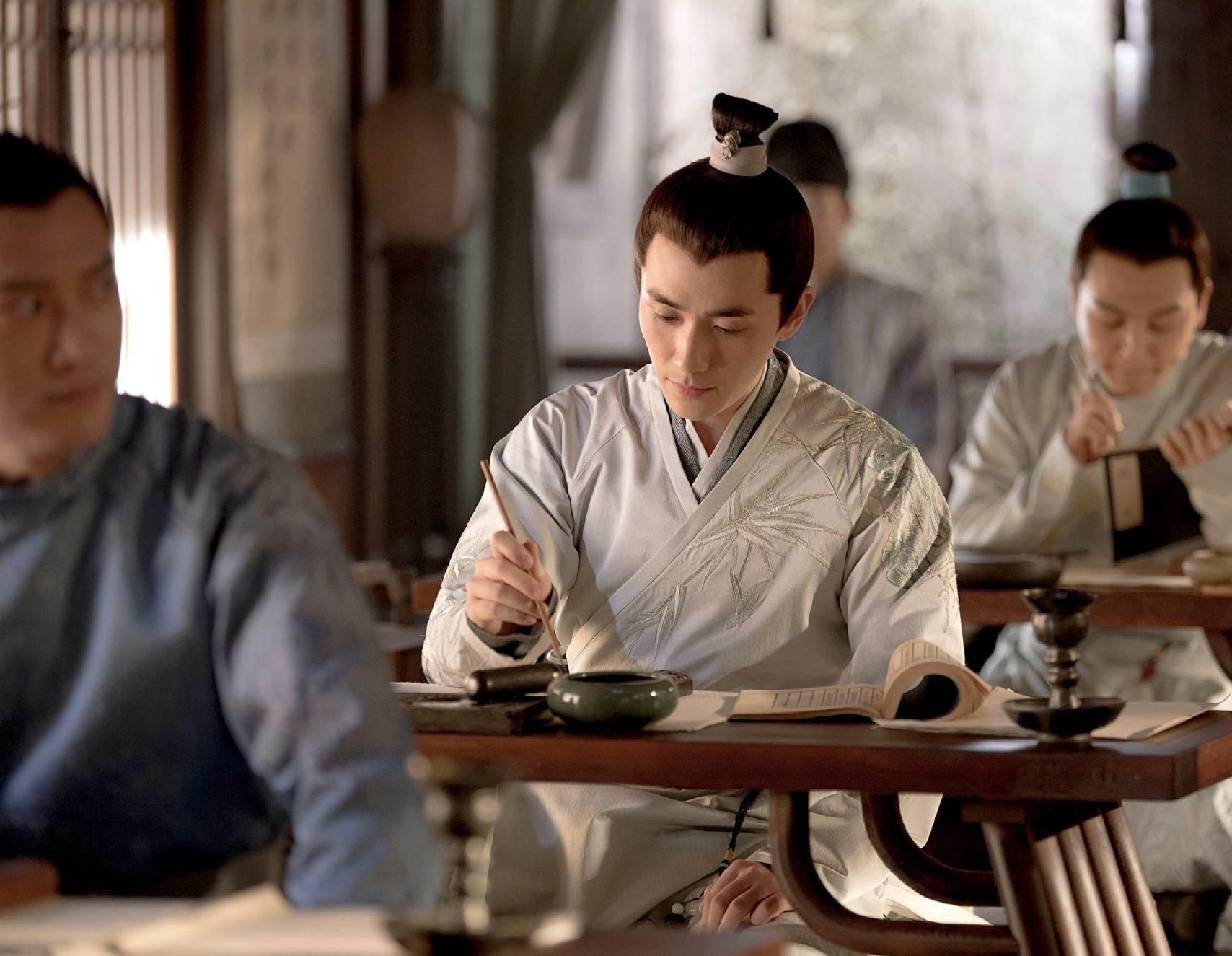 科举制对社会影响的演进历程,科举制度对当时社会产生什么影响