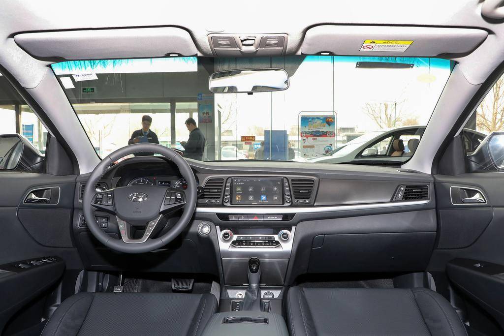 新款名图优点缺点,想买家用自吸2.0的