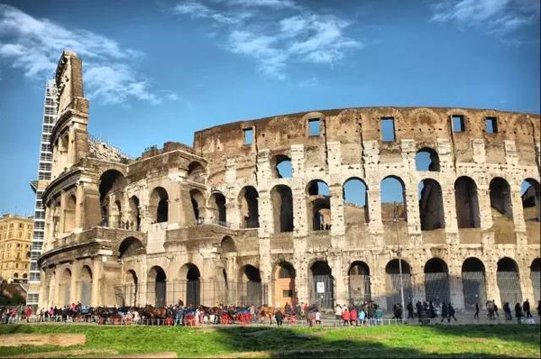 瑞士人都很有钱为何不会通货膨胀,瑞士人富得流油