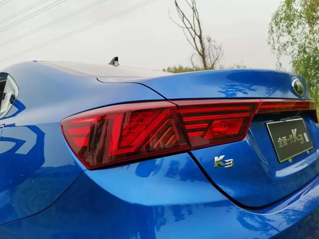 起亚k32021款改款1.5lcvt时尚版,东风悦达起亚k3是前驱还是后驱