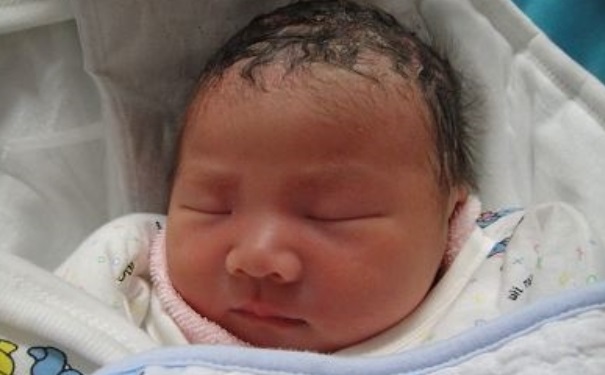 孩子老是出虚汗是什么原因,孩子老是出虚汗是怎么回事