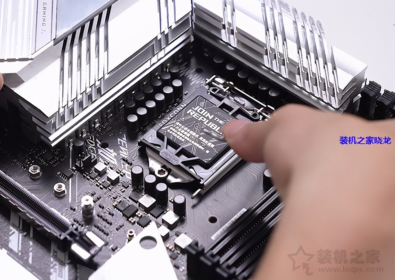 装机组装电脑,装机模拟器手机版组装电脑