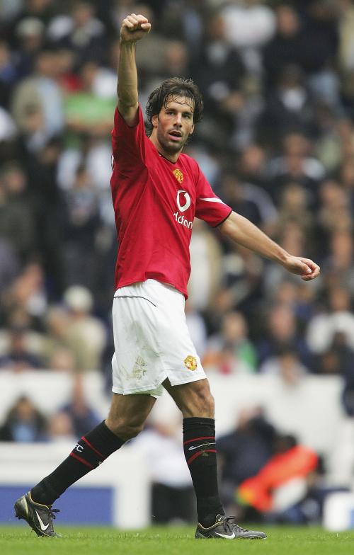 哪个是你喜欢的足球明星,值得喜欢的足球明星