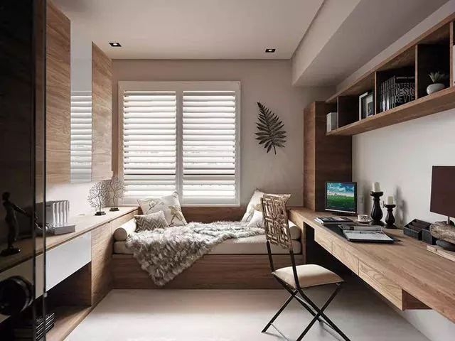 不是落地窗能做推拉窗吗,不是落地窗的阳台能装梦幻窗帘吗