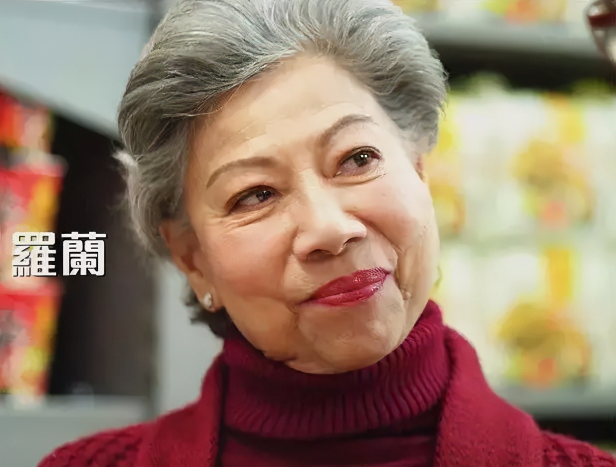 鬼后罗兰被嫌晦气86岁仍单身,一代鬼后罗兰电影