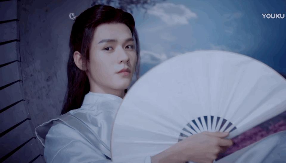 龚俊赚钱的图,龚俊一天能赚多少钱