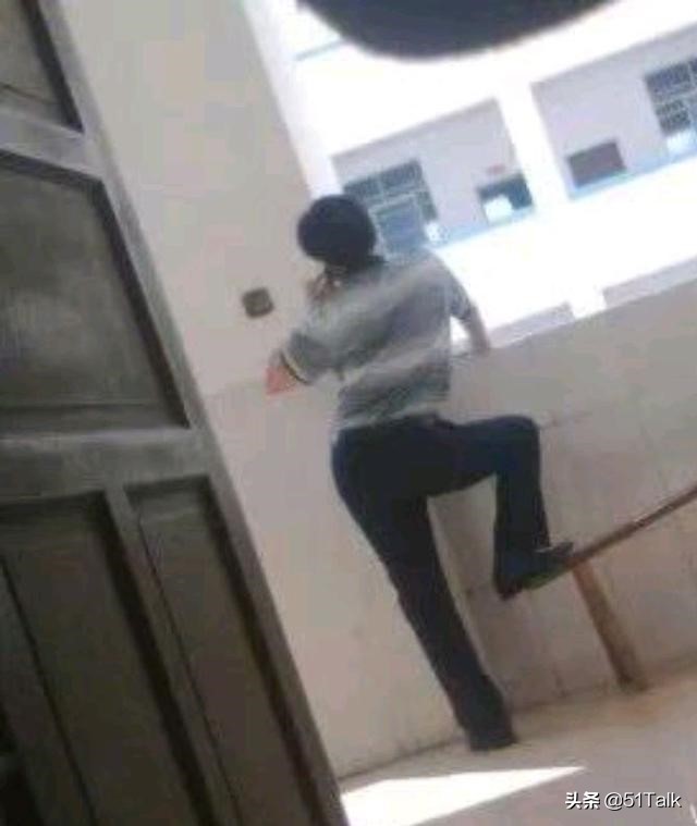 和老师隔空对杯？论有爱师生互动，51Talk可不会输