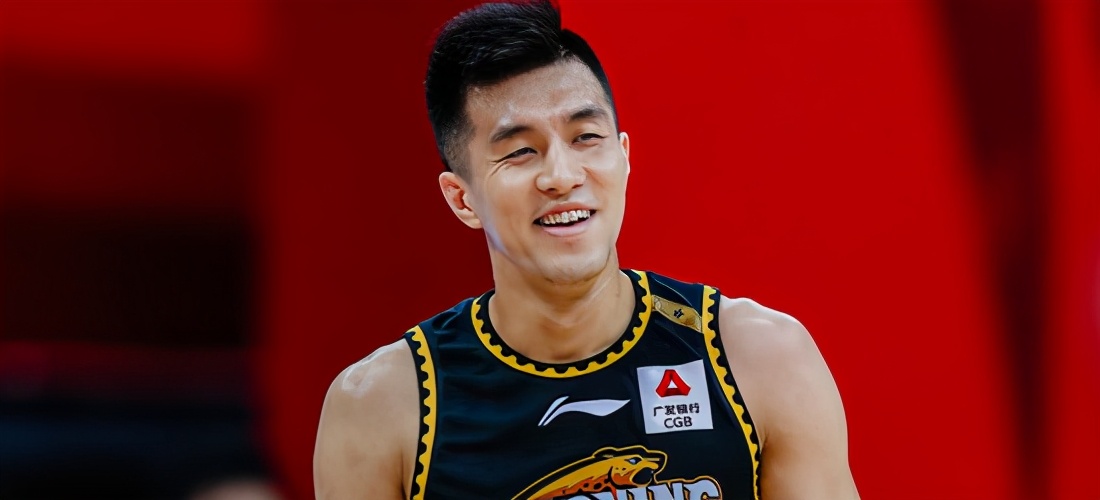 郭艾伦加盟北京男篮,cba球员签约品牌球鞋