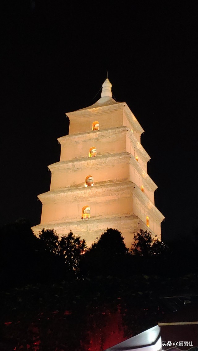 2019年暑假，四口之家面包车床车游*藏西**