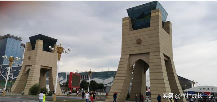 一家三口新疆伊犁旅游,自驾游霍尔果斯路线攻略