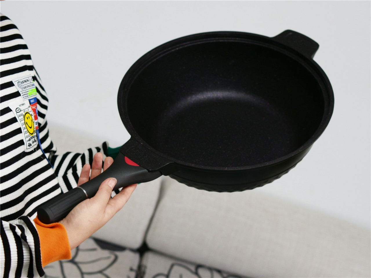 帝伯朗钛金多用深煎锅,帝伯朗和钛金多用锅