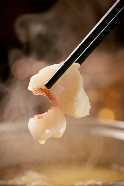 “神秘来客”寻觅《风味人间》的点名美味，“游”进了骏豪会~