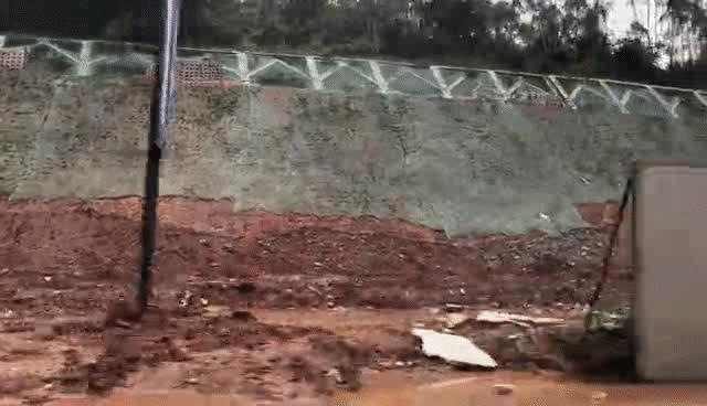 花69万买学校,140万买了个小学