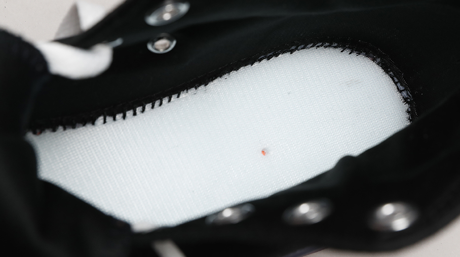 匡威银灰色高帮帆布鞋,脚感爆炸帆布鞋