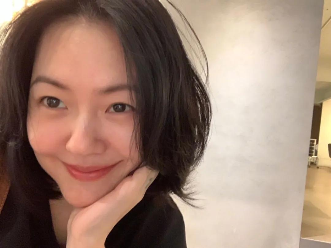 涂一次嫩一天，70年老国货里挖到的宝贝面霜，不停产就偷着笑吧