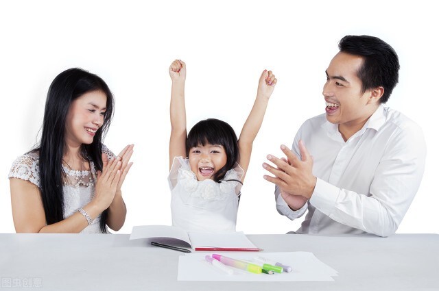 表扬孩子拿了很多奖励的句子,表扬奖励孩子