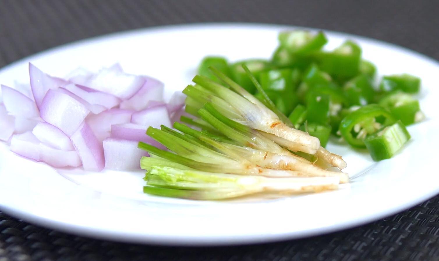 油炸花生泡醋吃可以吗有什么效果,花生泡醋的正确做法与吃法是什么