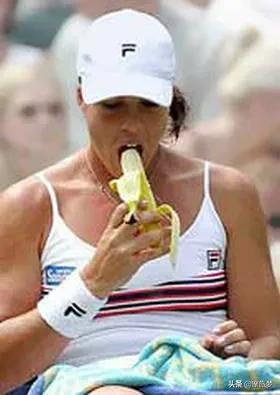 为什么赛场上总是能看见运动员吃大香蕉？