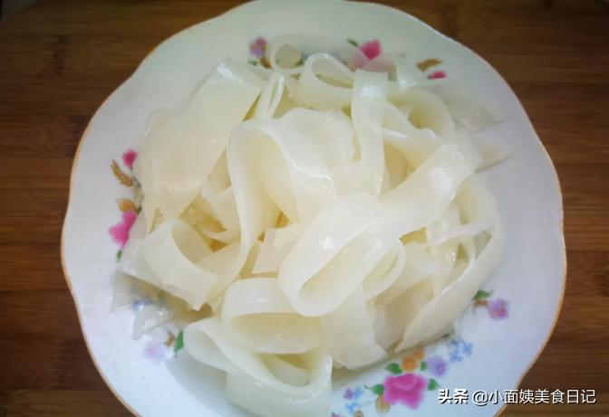 陕西凉皮最正宗做法,最详细的陕西凉皮做法