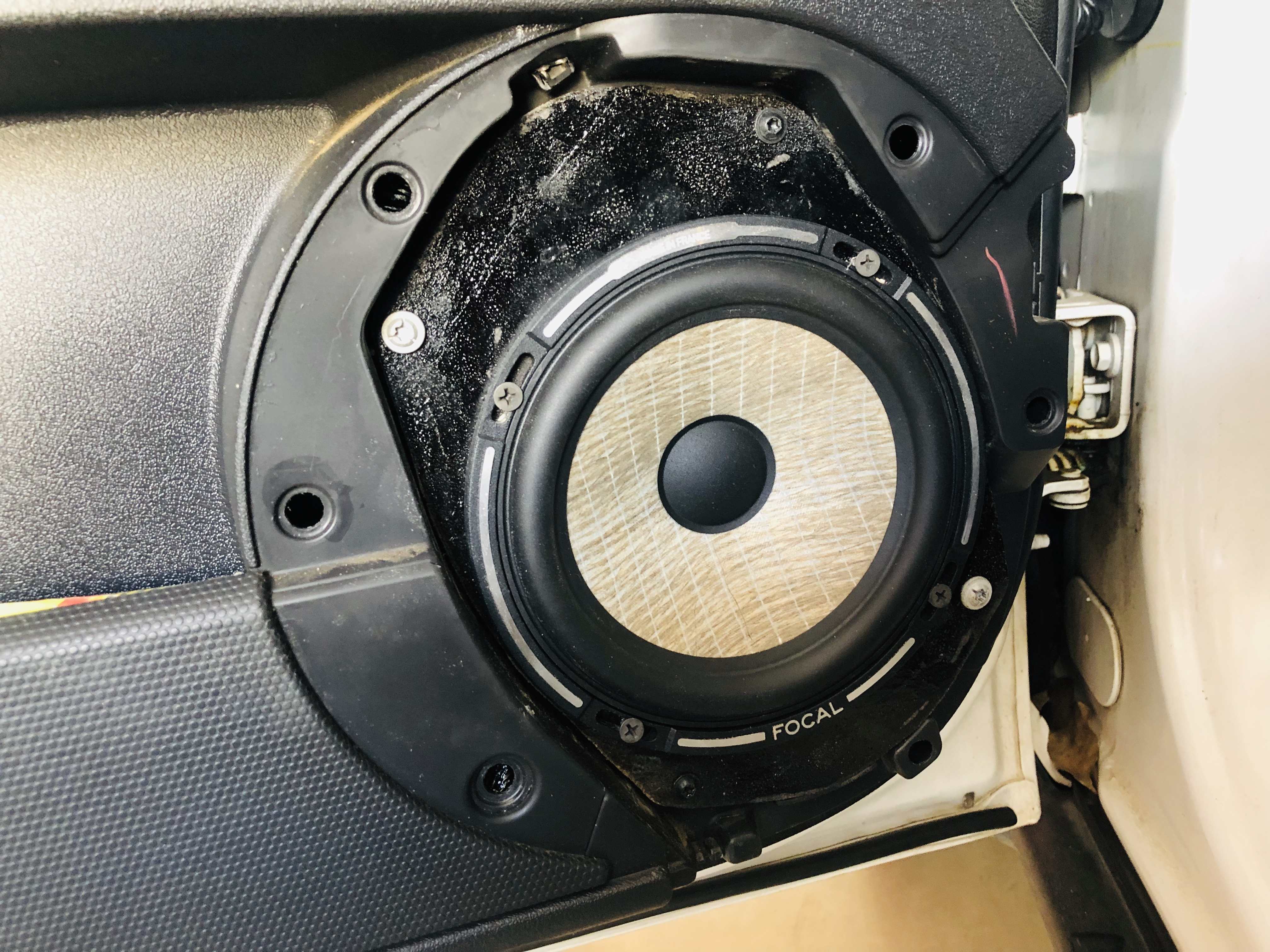 jeep指南者爆改,jeep指南者1.4t家享版隔音效果