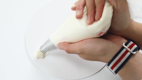 超级评测|12款淡奶油哪款淡奶油夏季打发更稳定？