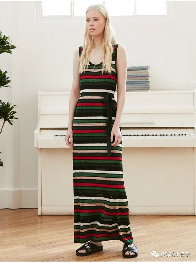 法国女性必买的衣服,真正时髦的巴黎女人到底在穿什么