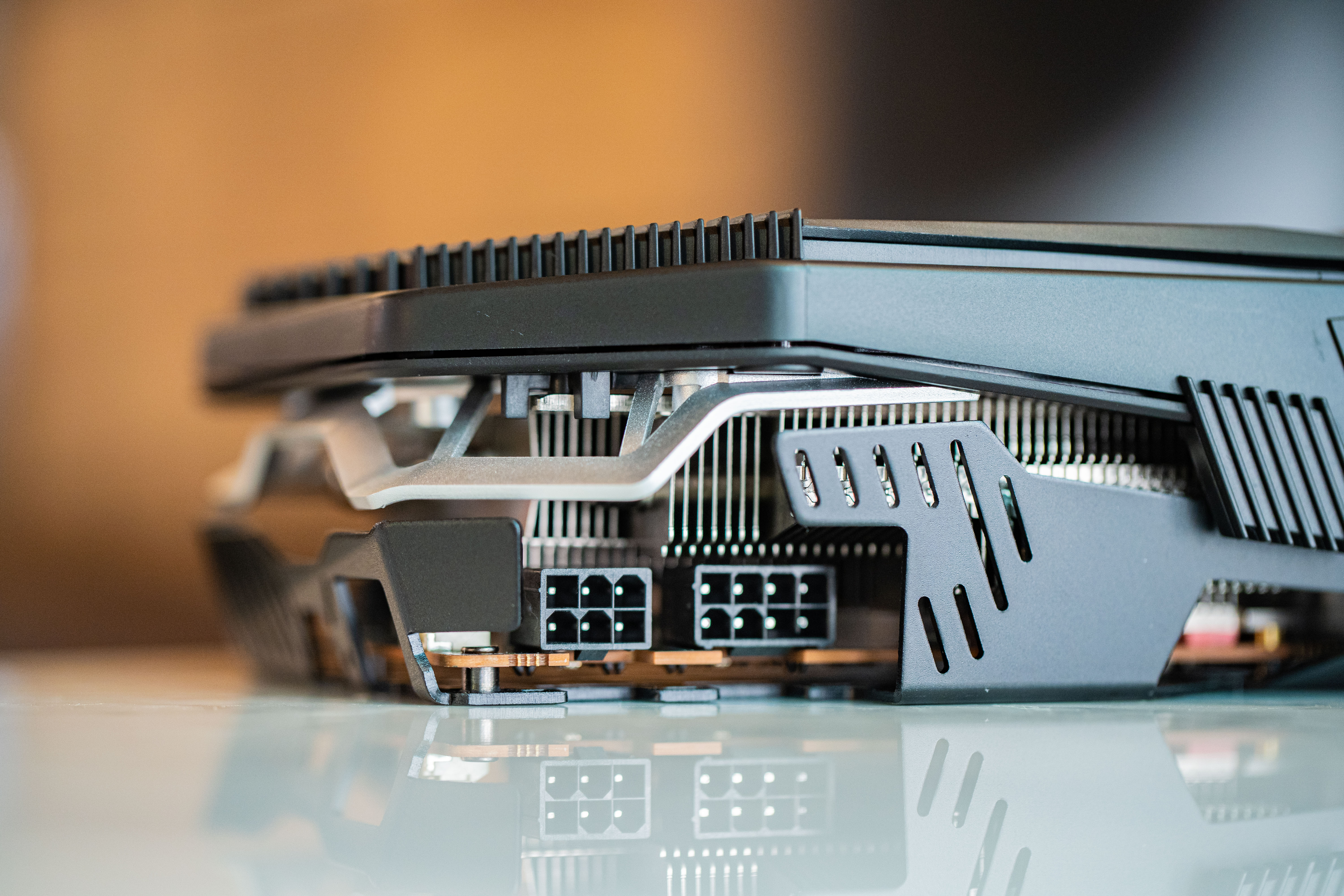 讯景xfxrx5908g黑狼版,xfx讯景rx5708g黑狼版