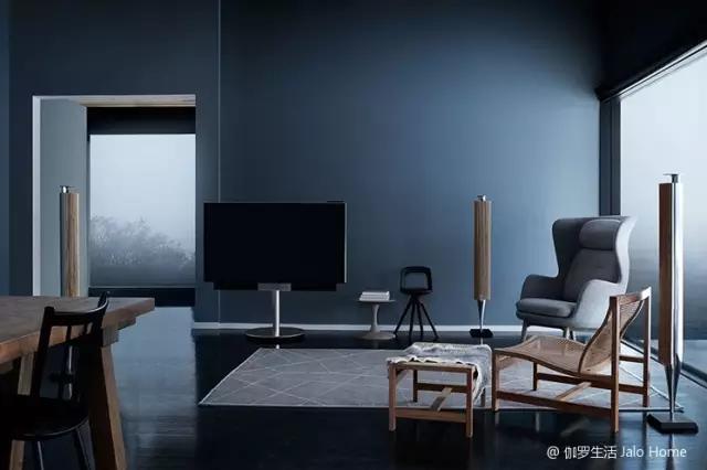 客厅可以有电视，但不该成为主角，它们可以摆成这样