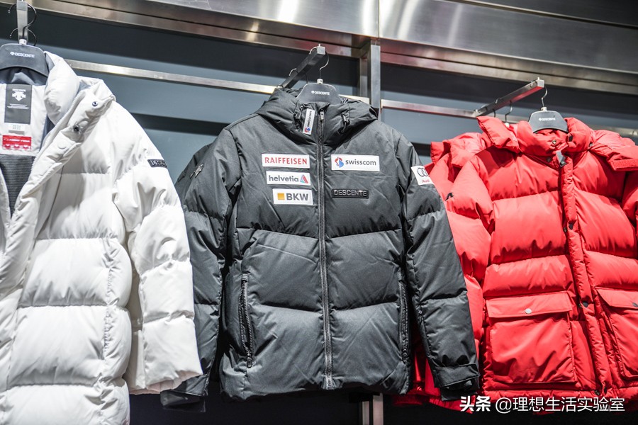 我们逛了天的成都时代奥莱，为你整理出这份春节新衣精明采购清单