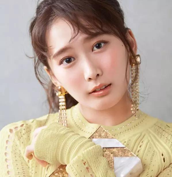 比豆沙色红一点的什么色号,比豆沙色还浅的颜色