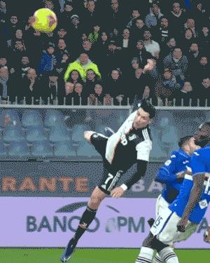 C罗式球员难寻，自律才能给人自由，巴西两大天才令人惋惜