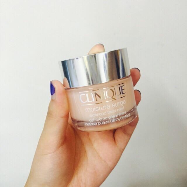 好吸收夏季适合的清爽保湿面霜,超好用面霜补水修复