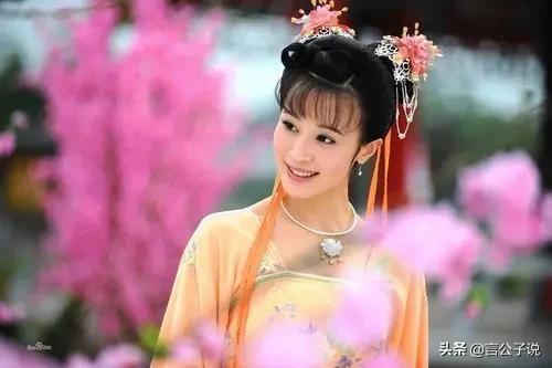 港台10大美人今昔对比,16位绝色美人今昔对比