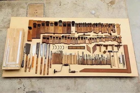 8年不许用手机不许恋爱,他痛骂过的60个光头后来都成了日本大师