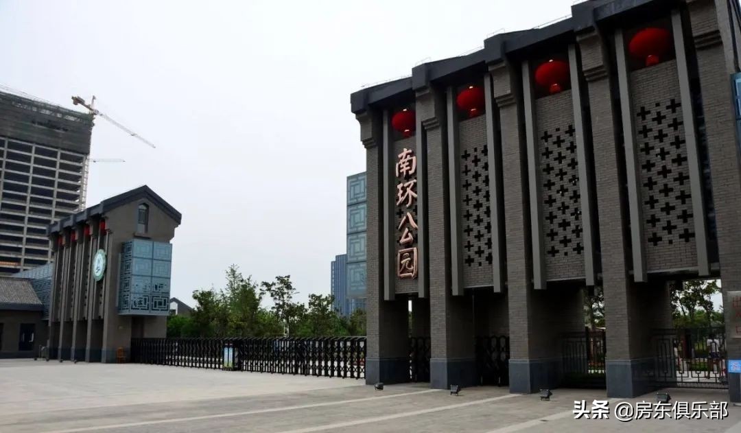 二七红色文化,二七新区有没有野蛮生长