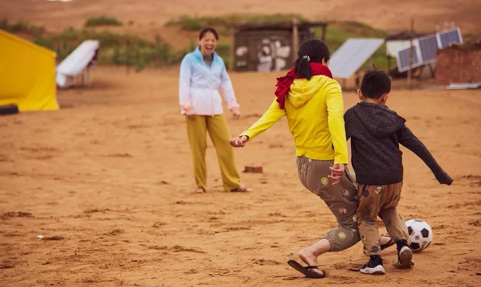 沙漠亲子营价格 (沙漠亲子陪伴营优惠政策)