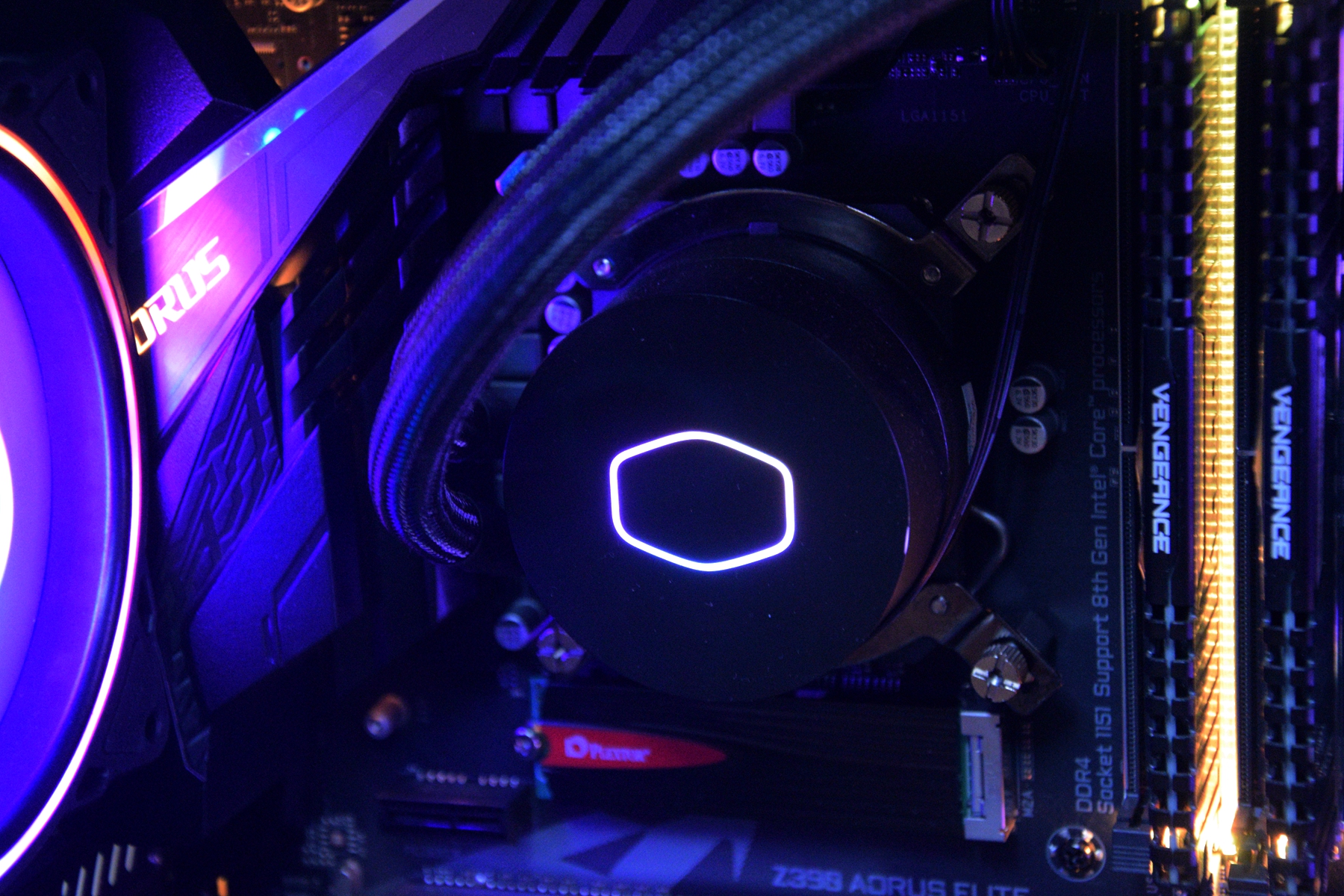 酷冷至尊双热管下压式散热器评测,全新升级散热器