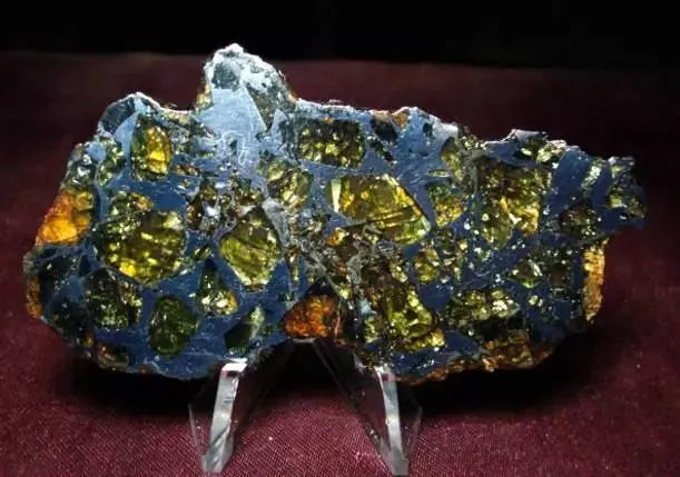 教你一秒钟识别6种爆款假珠宝,五种高大上伪珠宝玉石