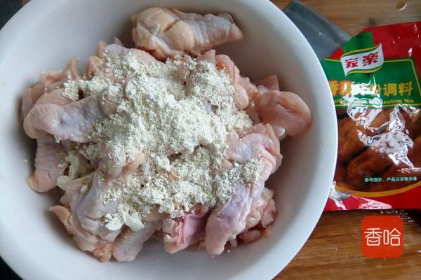 鸡腿最美味的做法，简单一腌一炸，鲜嫩多汁，比卤的香多了