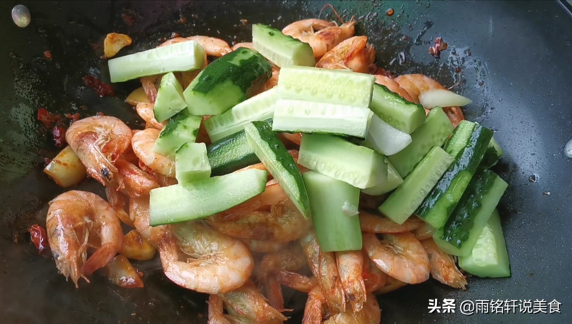 想学做干锅虾,想吃干锅虾虾怎么处理