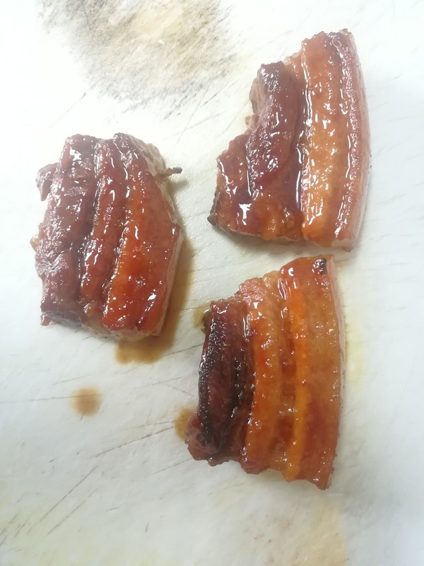 五花肉上五花下五花有什么区别,五花肉分上五花和下五花哪个好