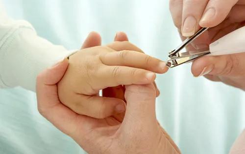 天气越来越热小孩全身湿疹,天气热膝盖上有湿疹怎么办