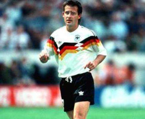 足坛十大最强边锋,世界足坛十大边路