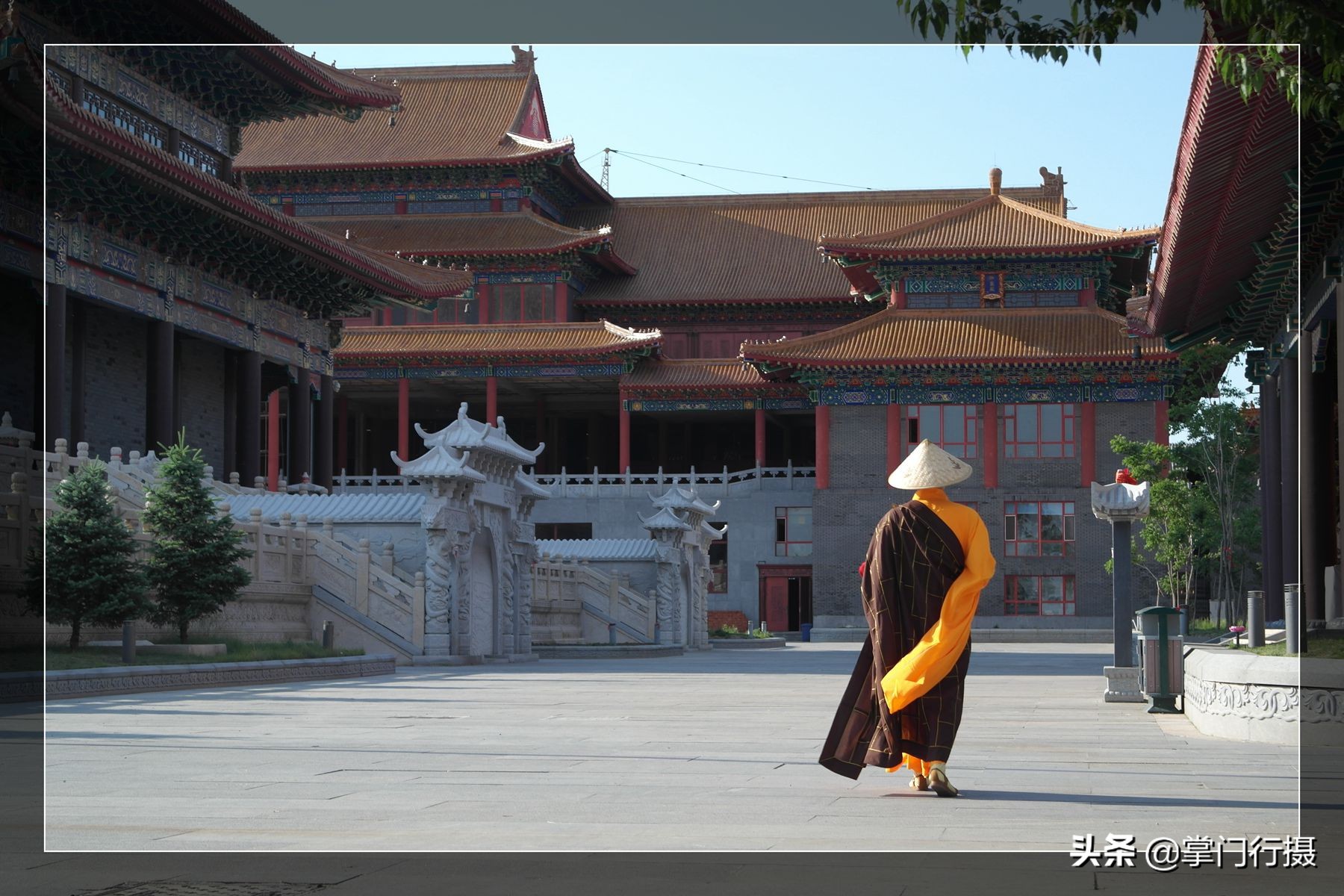 乾隆皇帝的“替僧”为什么叫“元宝和尚”？原来是一跤摔出来的